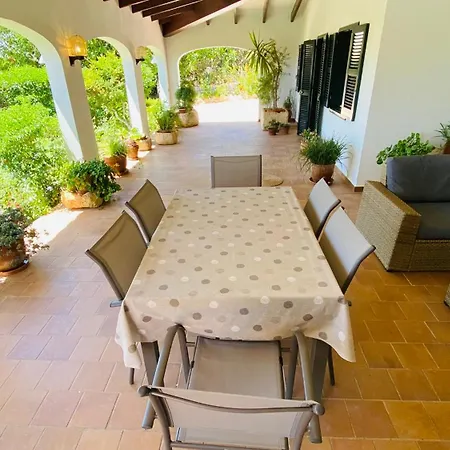 Holiday Casa La Martina Дом отдыха *